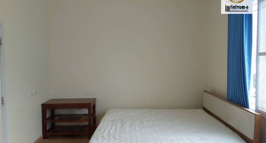 For rent 4 bed townhouse in Bang Phli, Samut Prakan