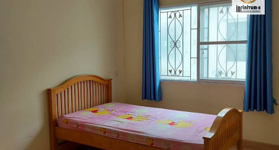 For rent 4 bed townhouse in Bang Phli, Samut Prakan