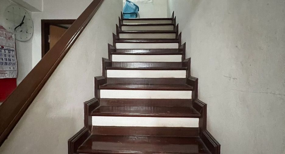 For sale 4 bedrooms house in Bang Khae, Bangkok