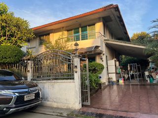For sale 4 Beds house in Bang Khae, Bangkok