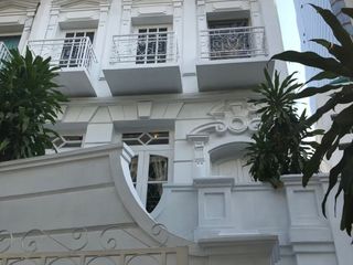 出售 4 卧室 联排别墅 在 Bang Rak, 曼谷