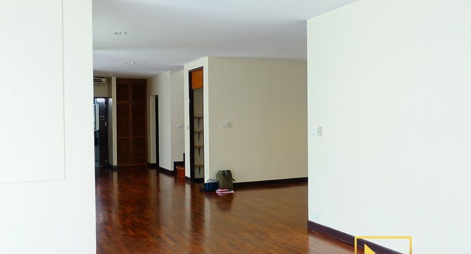 For rent 4 ベッドルーム house in Watthana, Bangkok