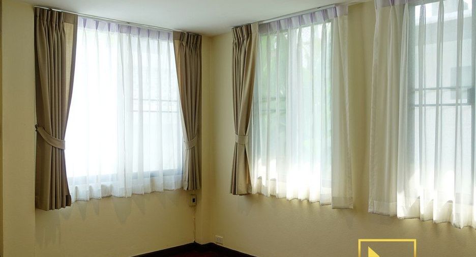 For rent 4 ベッドルーム house in Watthana, Bangkok