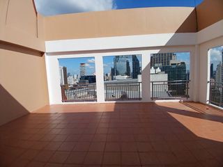 For rent 4 bed serviced apartment in Khlong Toei, Bangkok