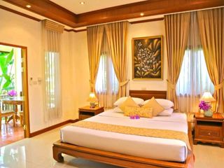 For sale 11 bed hotel in Mueang Chiang Mai, Chiang Mai