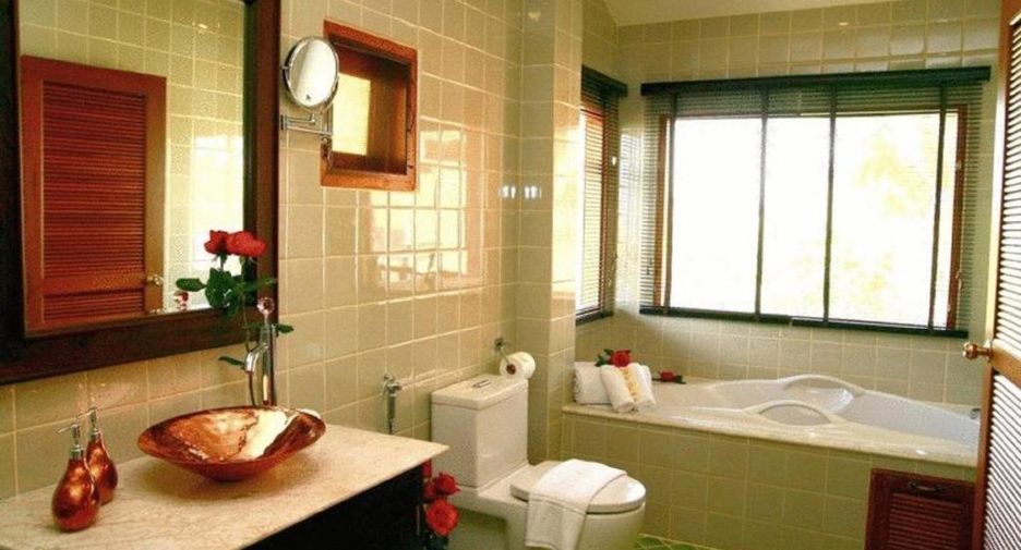For sale 11 ベッドルーム hotel in Mueang Chiang Mai, Chiang Mai