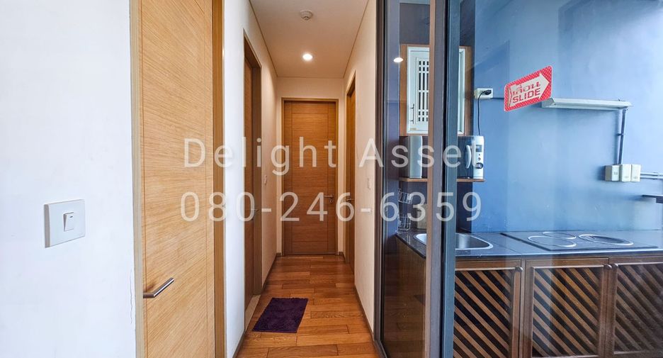 For sale 2 bedrooms condo in Yan Nawa, Bangkok