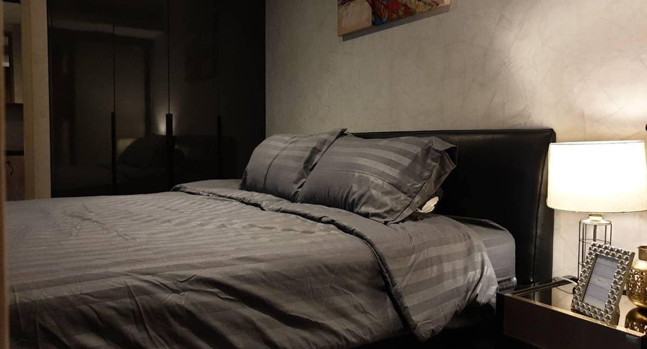 For rent and for sale 1 bed condo in Watthana, Bangkok