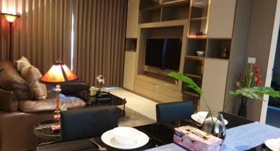 For rent and for sale 1 bed condo in Watthana, Bangkok