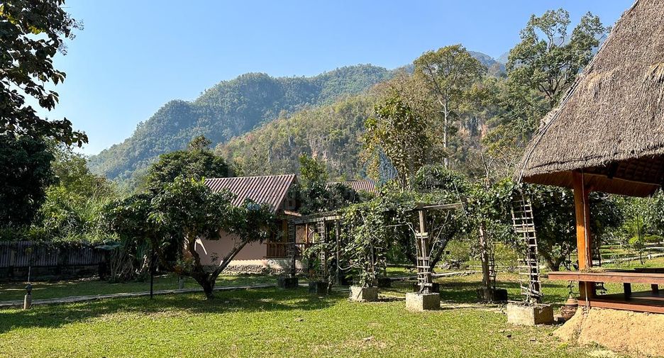 For sale 13 ベッドルーム retail Space in Chiang Dao, Chiang Mai