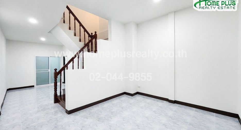 For sale 2 ベッドルーム townhouse in Thanyaburi, Pathum Thani