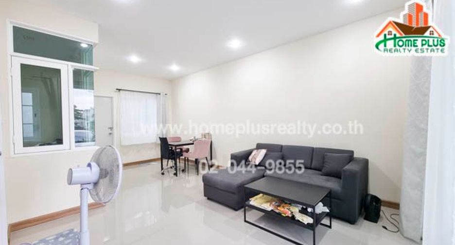 For sale 4 bedrooms townhouse in Khlong Sam Wa, Bangkok