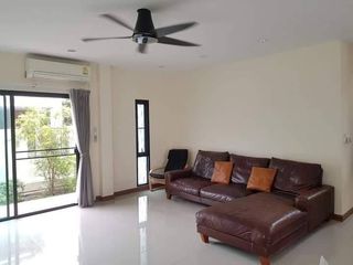 For rent 3 bedrooms apartment in Bang Phli, Samut Prakan