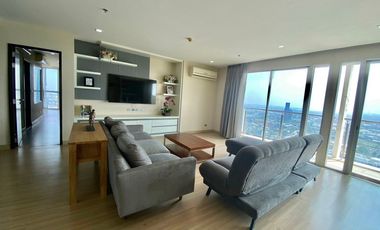 Condo en alquiler de 3 habitaciones en Khlong Toei, Bangkok