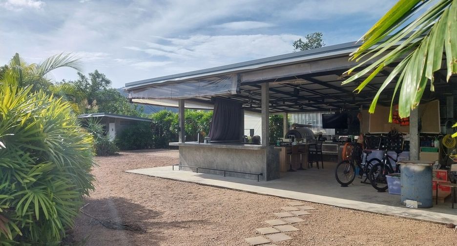 For sale 4 bedrooms house in Takua Pa, Phang Nga