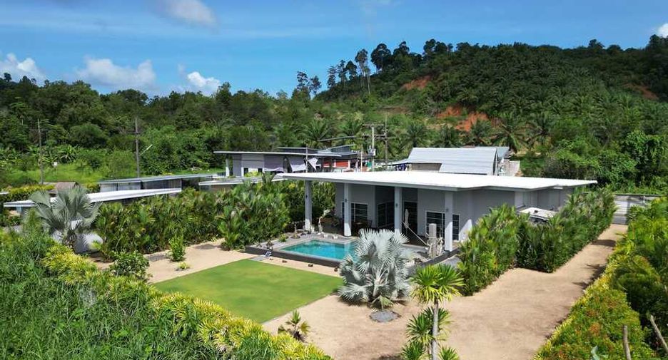 For sale 4 bedrooms house in Takua Pa, Phang Nga