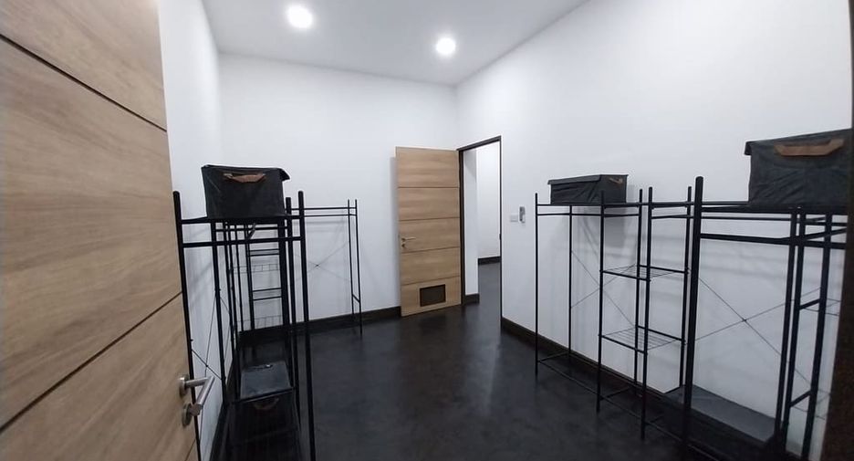 For sale 4 bedrooms house in Takua Pa, Phang Nga