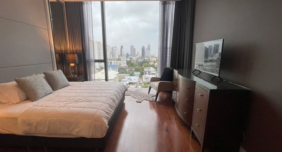 For rent and for sale 2 bedrooms condo in Khlong Toei, Bangkok