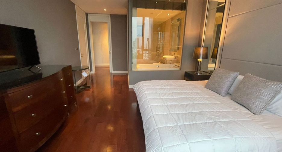 For rent and for sale 2 bedrooms condo in Khlong Toei, Bangkok