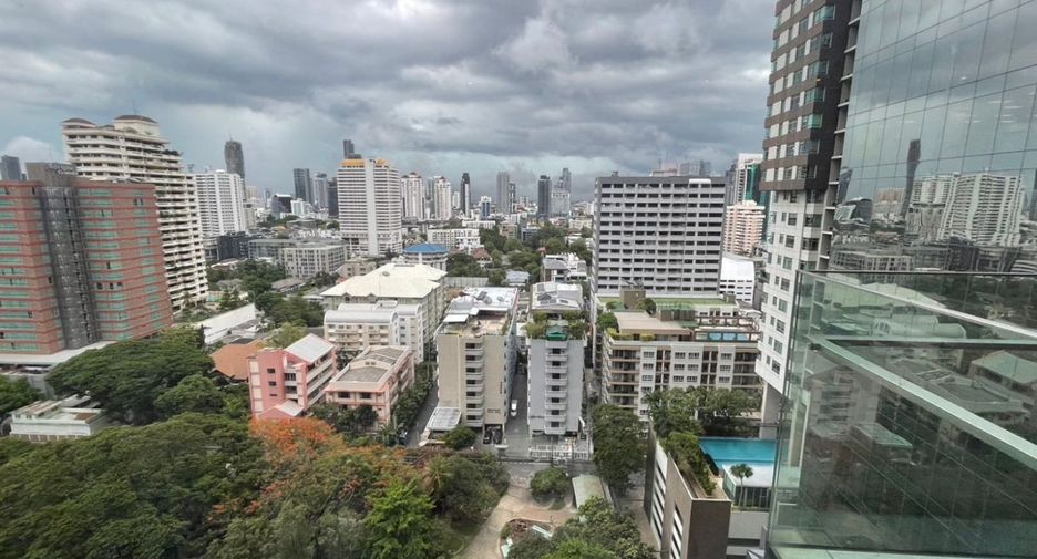 For rent and for sale 2 bedrooms condo in Khlong Toei, Bangkok