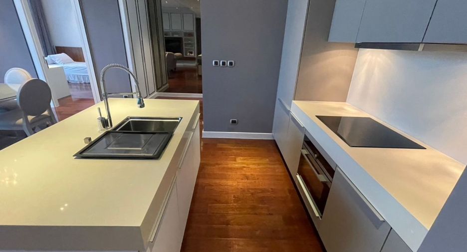 For rent and for sale 2 bedrooms condo in Khlong Toei, Bangkok