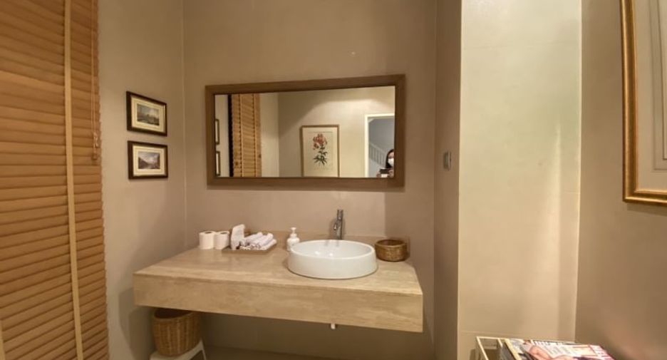 Apartamento en alquiler y en venta de 4 habitaciones en Huai Khwang, Bangkok