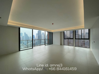 For sale 3 bedrooms condo in Watthana, Bangkok