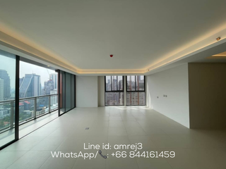 For sale 3 bedrooms condo in Watthana, Bangkok