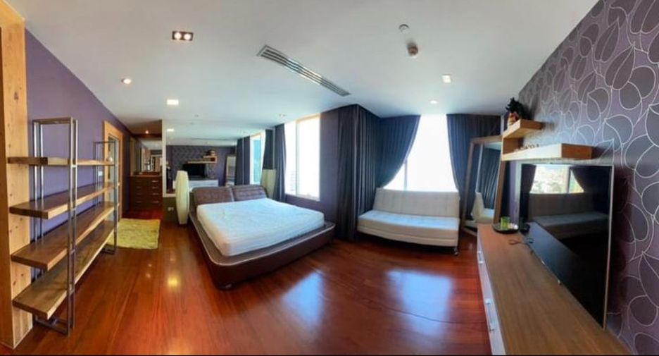 ให้เช่า 3 ห้องนอน คอนโด ใน วัฒนา, กรุงเทพฯ