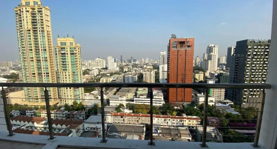 ให้เช่า 3 ห้องนอน คอนโด ใน วัฒนา, กรุงเทพฯ
