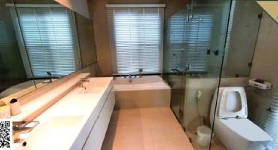 For rent 4 bedrooms house in Prawet, Bangkok