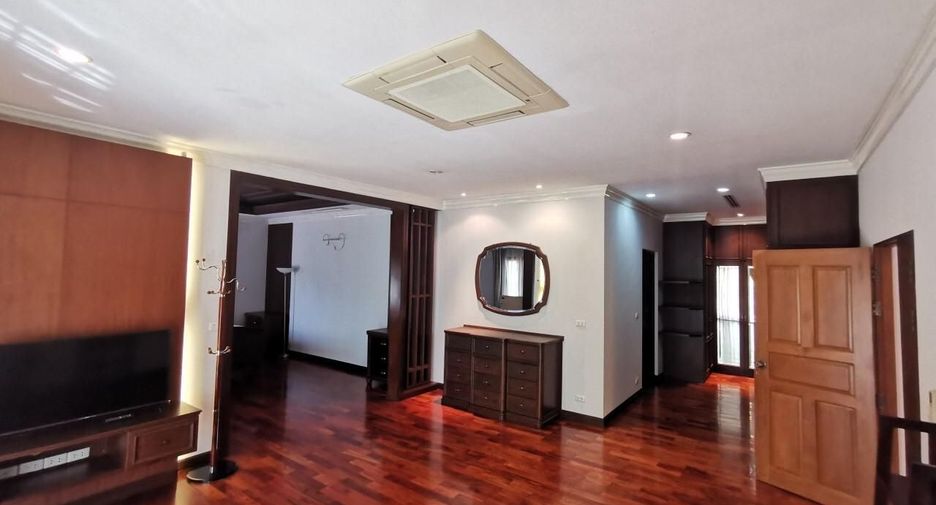 出租 5 卧室 独立屋 在 Mueang Samut Prakan, Samut Prakan