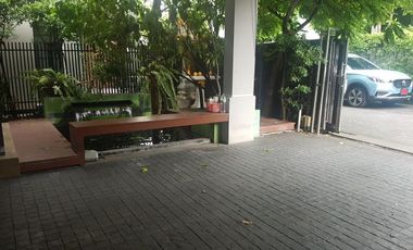 À vendre studio maison à Yan Nawa, Bangkok