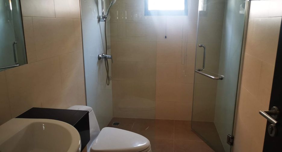 For sale studio house in Yan Nawa, Bangkok
