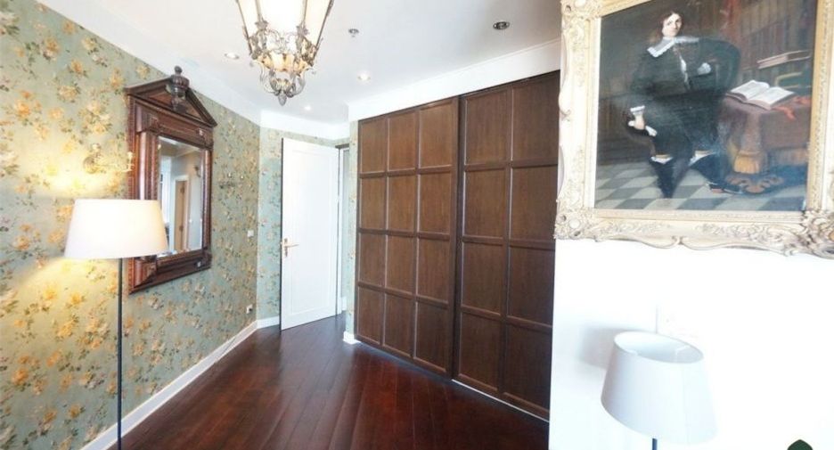 For sale 3 bedrooms condo in Yan Nawa, Bangkok