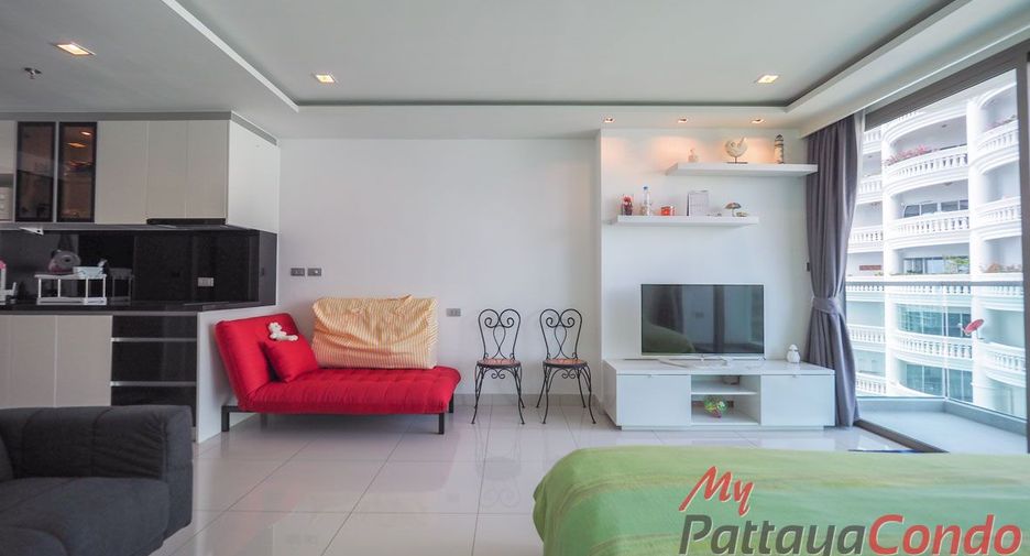 Wohnung zum Kauf mit Studio in Bang Lamung, Chonburi