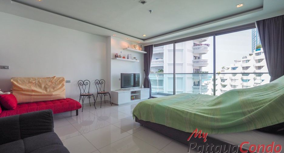 Wohnung zum Kauf mit Studio in Bang Lamung, Chonburi