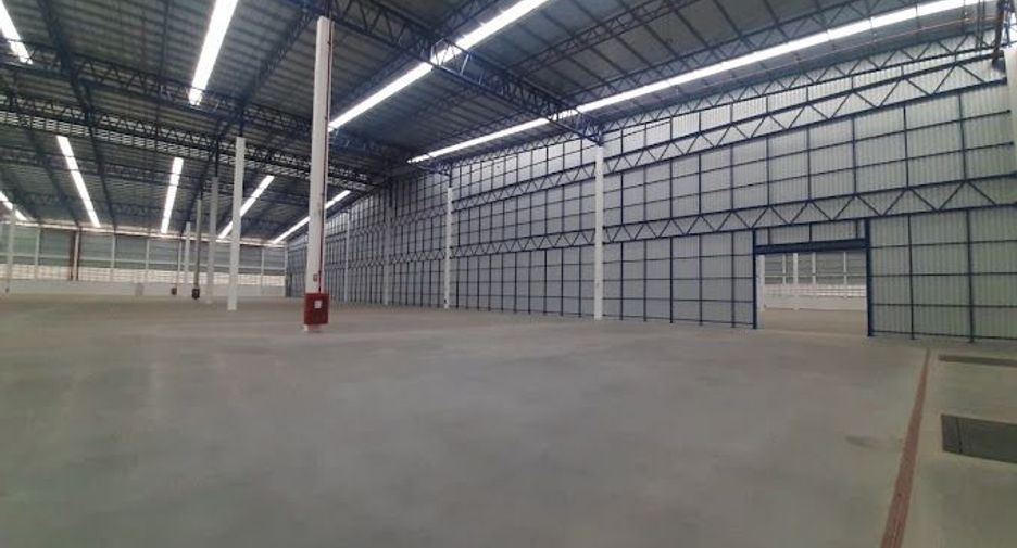 For rent 10 Beds warehouse in Si Racha, Chonburi