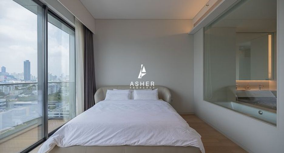 For sale 2 bedrooms condo in Watthana, Bangkok