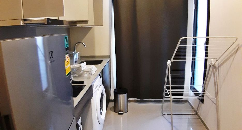 Продажа 1 кровать кондо в Хуаи Кхщанг, Бангкок