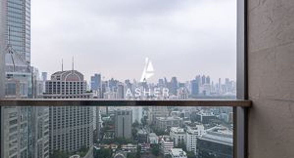 For rent and for sale 2 bedrooms condo in Pathum Wan, Bangkok