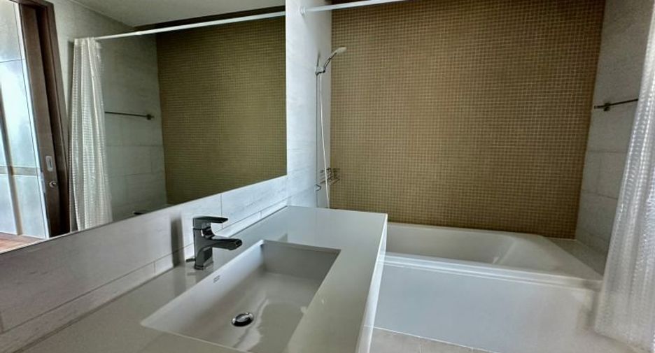 For rent 1 bed condo in Si Racha, Chonburi