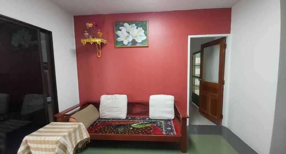 For rent 3 bedrooms house in Mueang Chiang Mai, Chiang Mai
