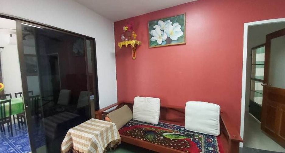 For rent 3 bedrooms house in Mueang Chiang Mai, Chiang Mai