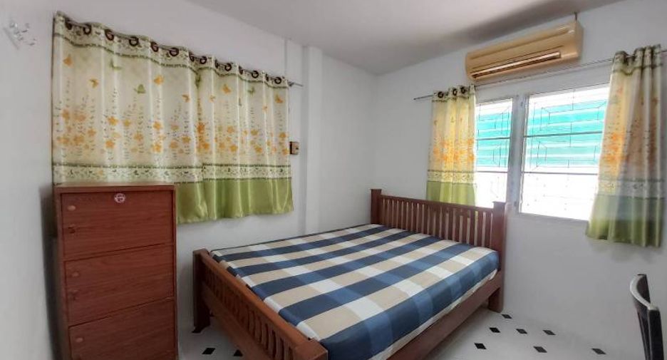 For rent 3 bedrooms house in Mueang Chiang Mai, Chiang Mai