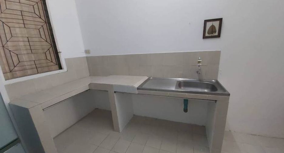 For rent 3 bedrooms house in Mueang Chiang Mai, Chiang Mai