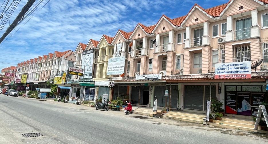 For sale 3 bedrooms retail Space in East Pattaya, Pattaya