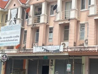 À vendre 3 chambres local commercial à Bang Lamung, Chonburi