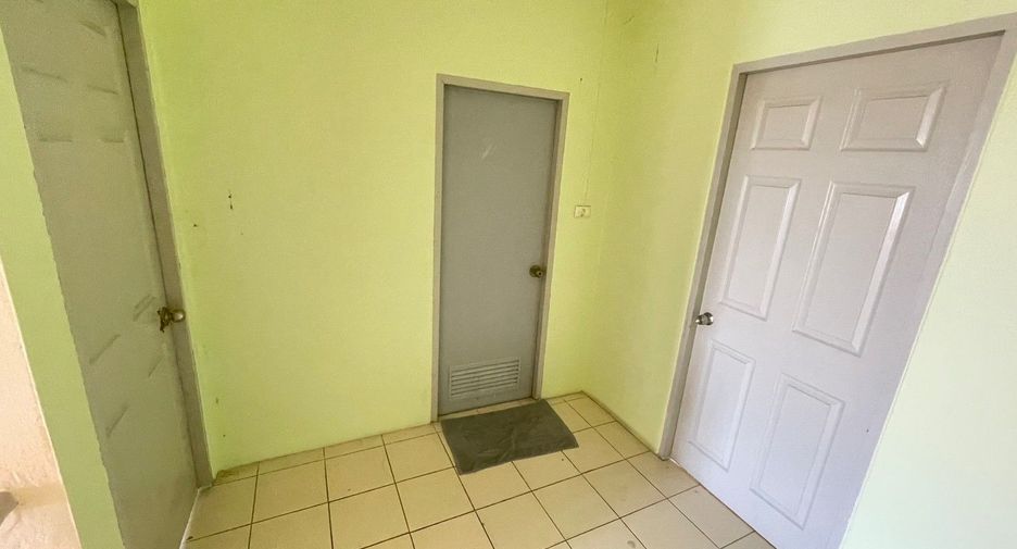 For sale 3 bedrooms retail Space in East Pattaya, Pattaya