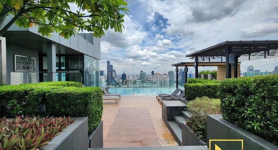Condo en alquiler de 2 habitaciones en Watthana, Bangkok